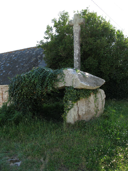 Dolmen de Cruz Menquen
